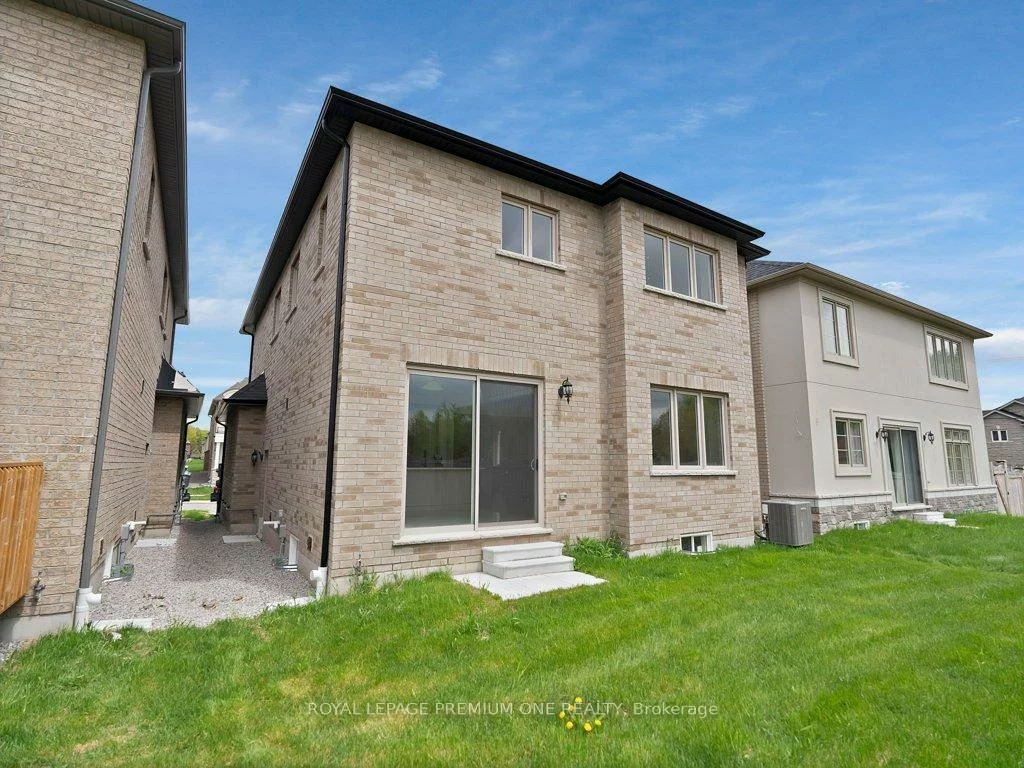 4, Anne Mckee, Caledon East, Caledon