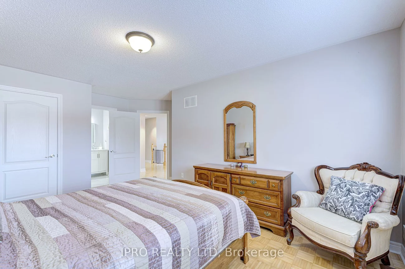 21, Trailview, Bolton West, Caledon