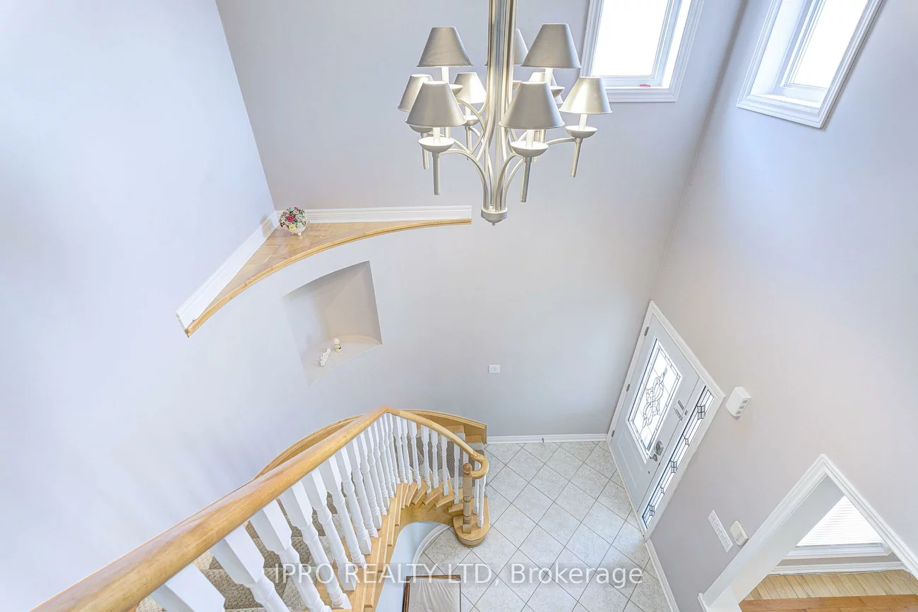 21, Trailview, Bolton West, Caledon