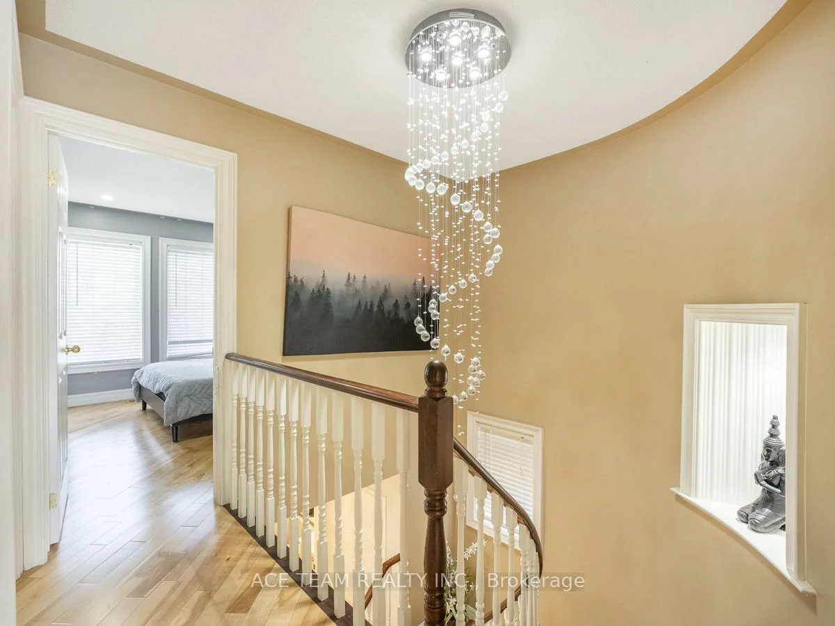 147, Hanton, Bolton East, Caledon