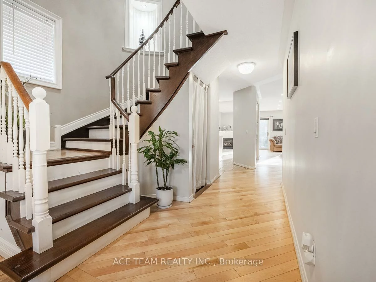 147, Hanton, Bolton East, Caledon