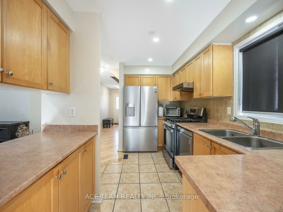 147, Hanton, Bolton East, Caledon