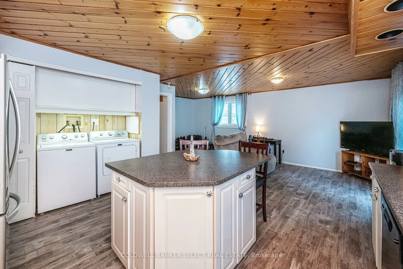 296, Whitehead, Bolton North, Caledon