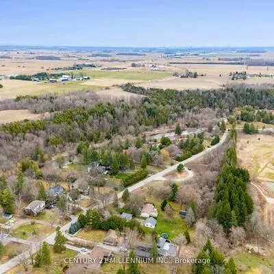 48, Credit, Cheltenham, Caledon