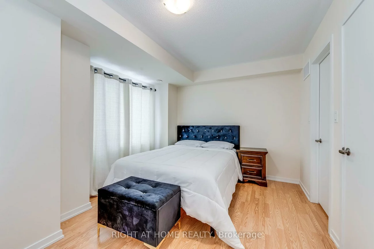 68, Lambert, Bolton East, Caledon