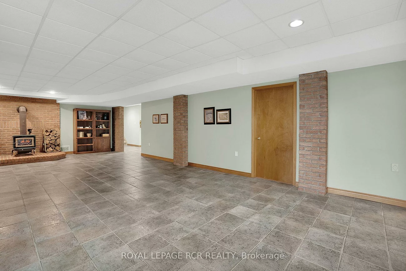 10989, Halls Lake, Palgrave, Caledon