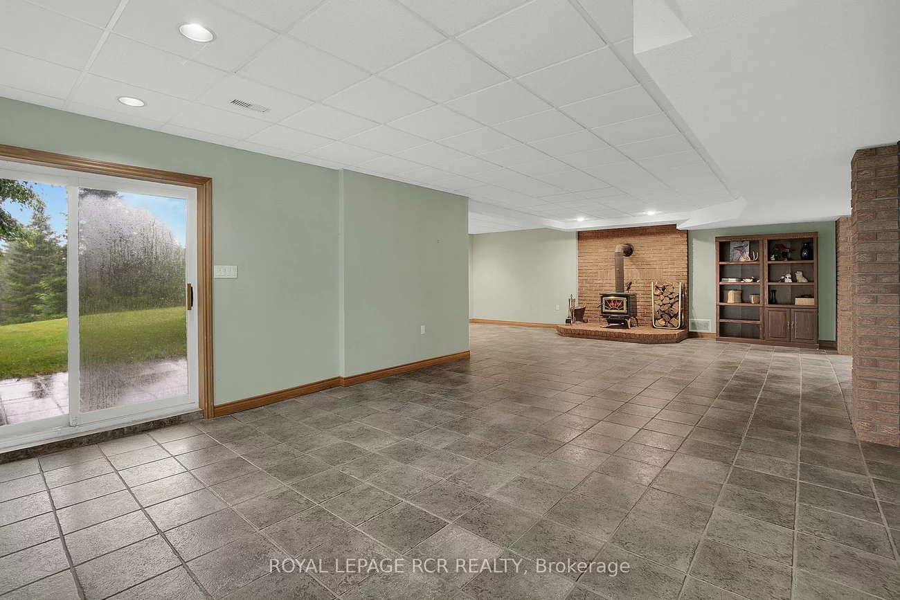10989, Halls Lake, Palgrave, Caledon