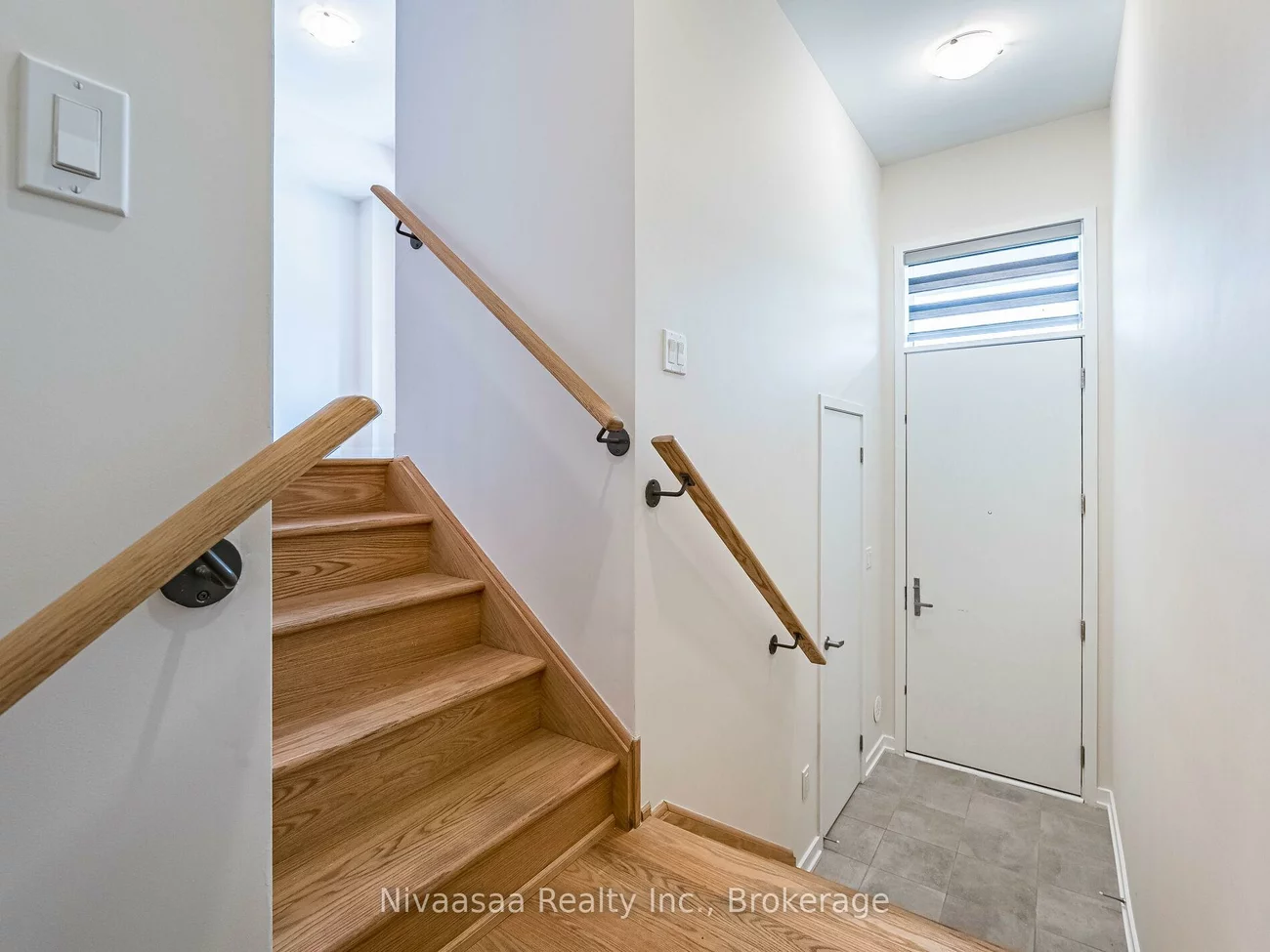 21, Lambert, Bolton East, Caledon