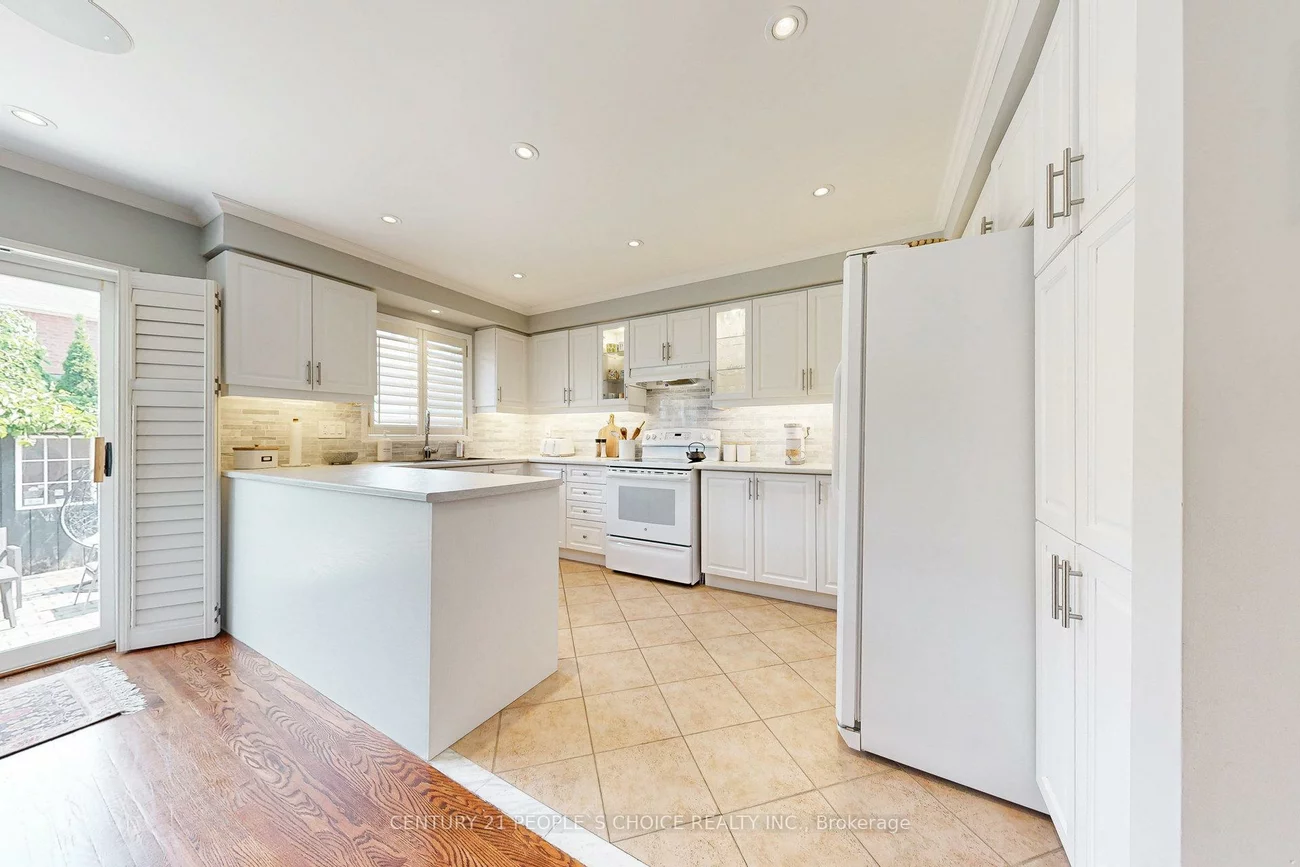 139, Hanton, Bolton East, Caledon