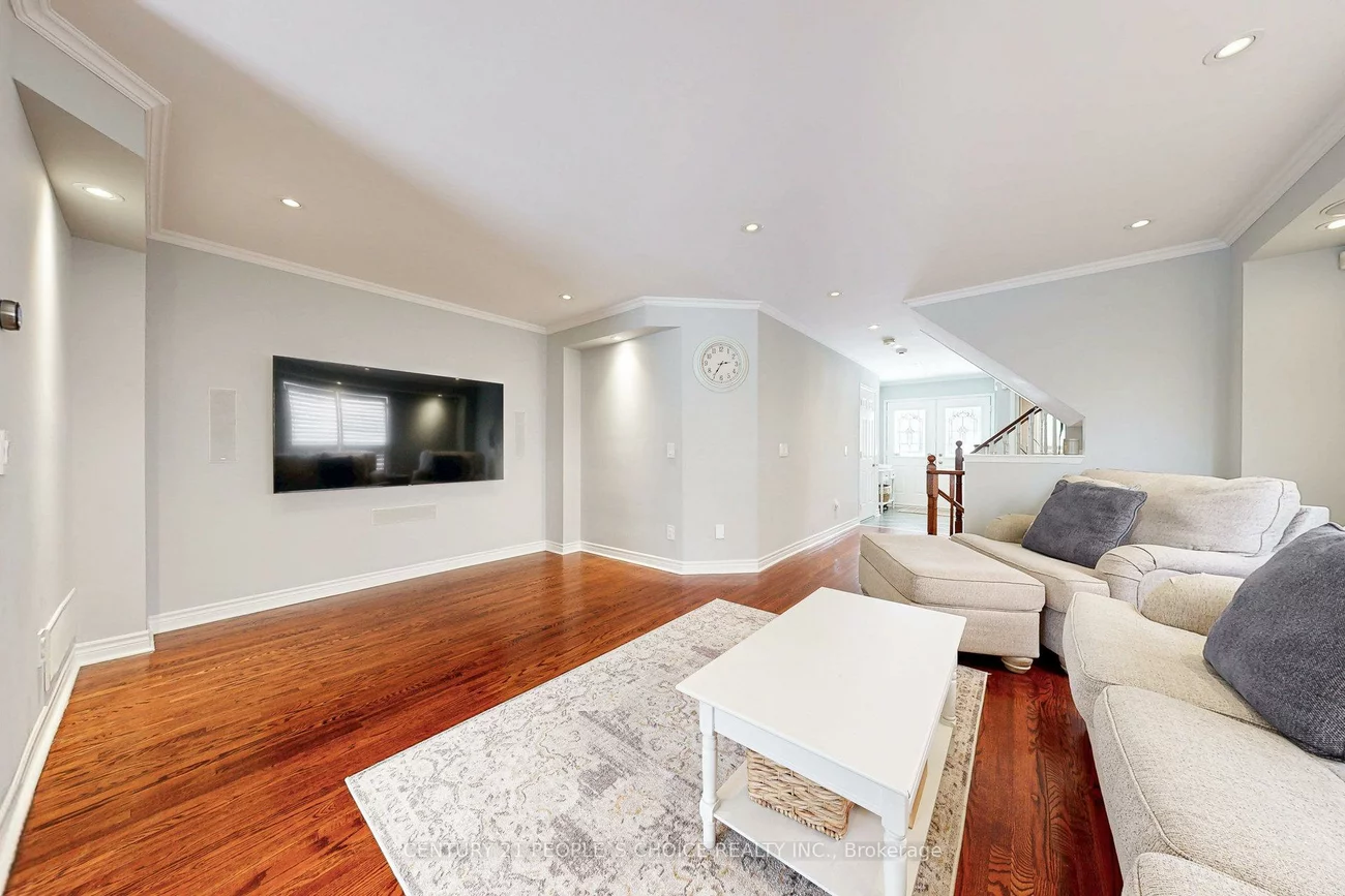 139, Hanton, Bolton East, Caledon