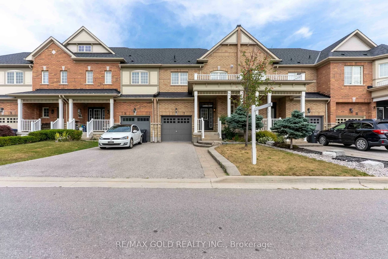 7, Mccardy, Caledon East, Caledon