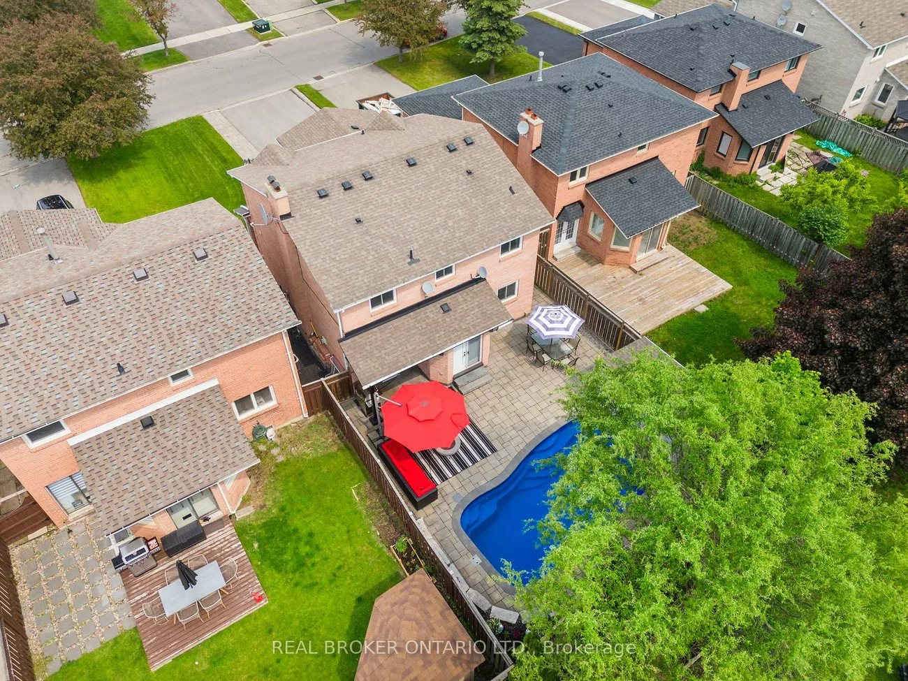 11, Fountainbridge, Bolton East, Caledon