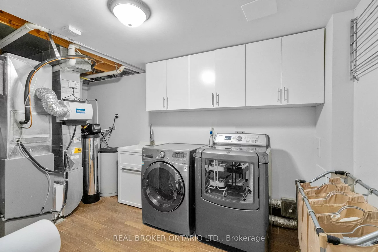 11, Fountainbridge, Bolton East, Caledon