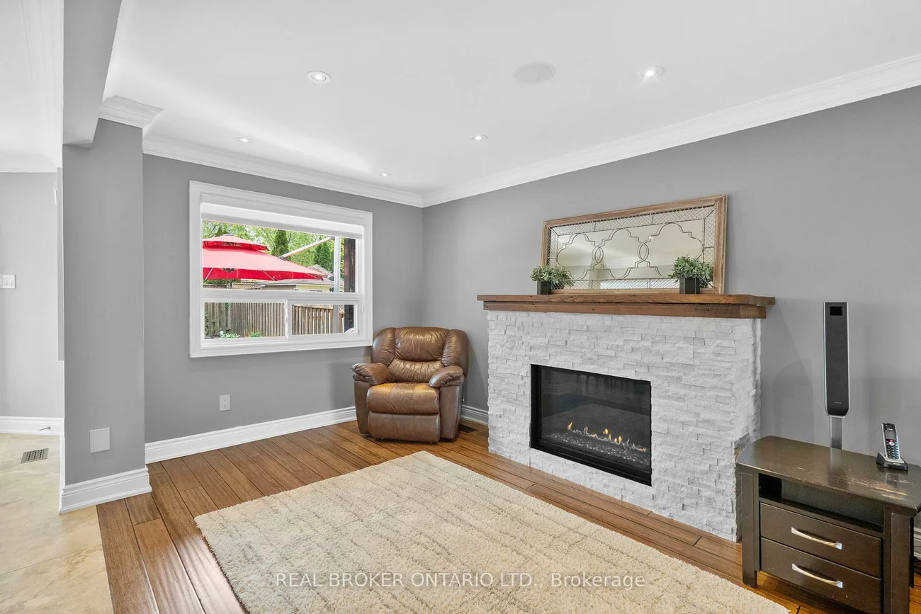 11, Fountainbridge, Bolton East, Caledon