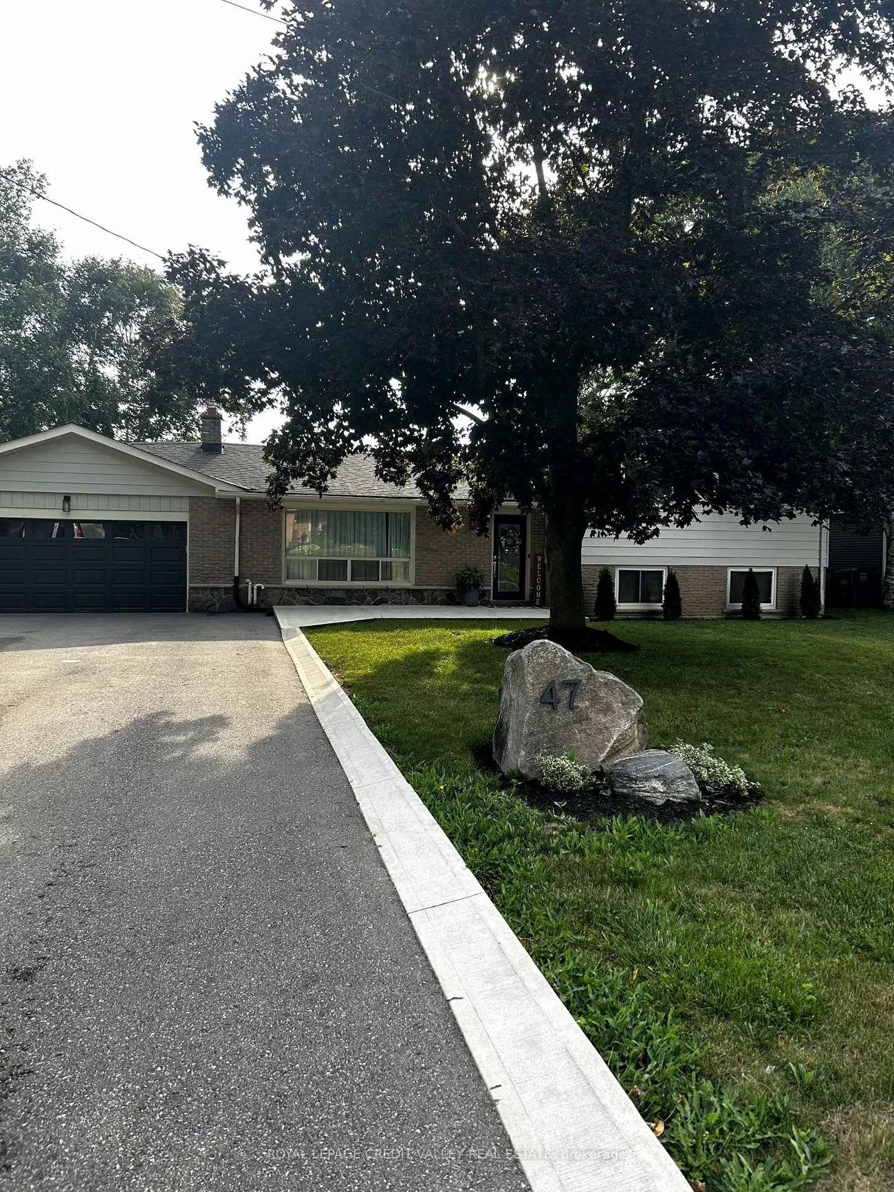 47, Larry, Caledon East, Caledon