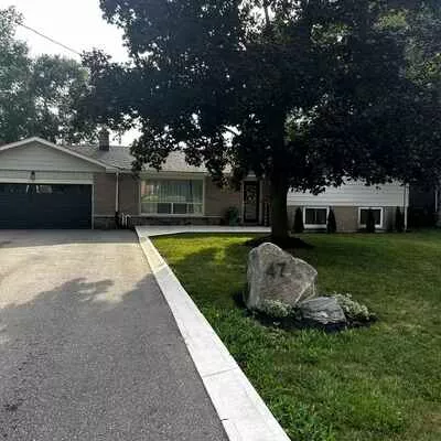 47, Larry, Caledon East, Caledon