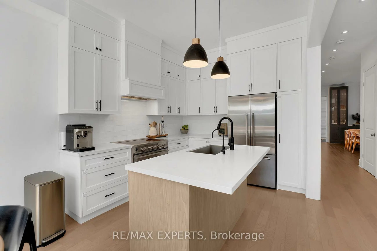 7, Clover Bend, Bolton East, Caledon