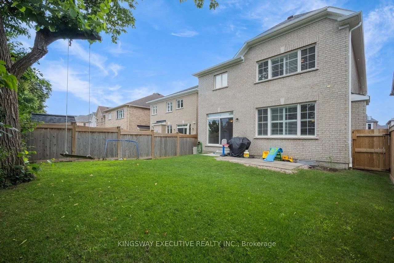 33, ASH HILL, Caledon East, Caledon
