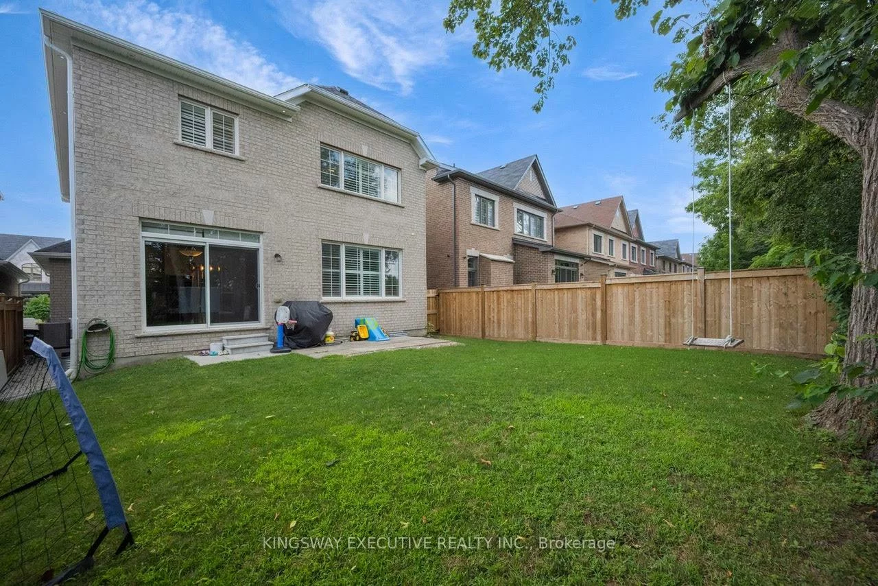 33, ASH HILL, Caledon East, Caledon