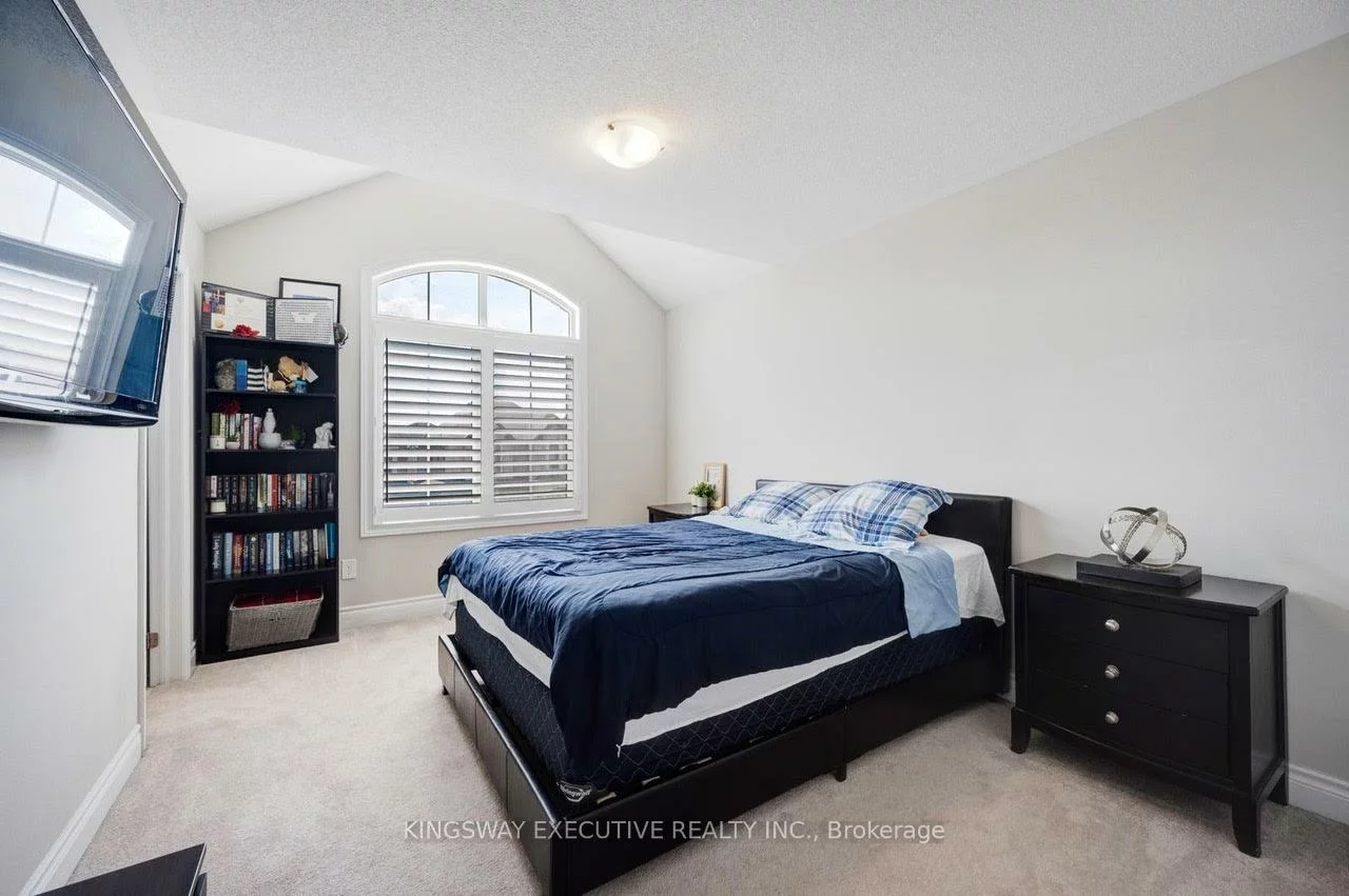 33, ASH HILL, Caledon East, Caledon