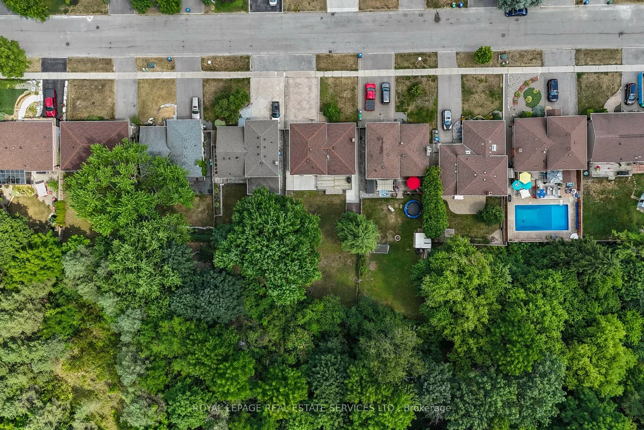 163, Connaught, Bolton West, Caledon