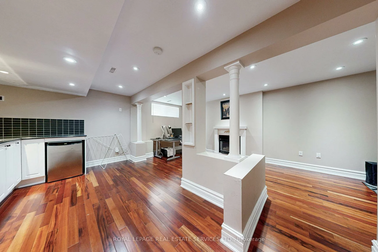 163, Connaught, Bolton West, Caledon