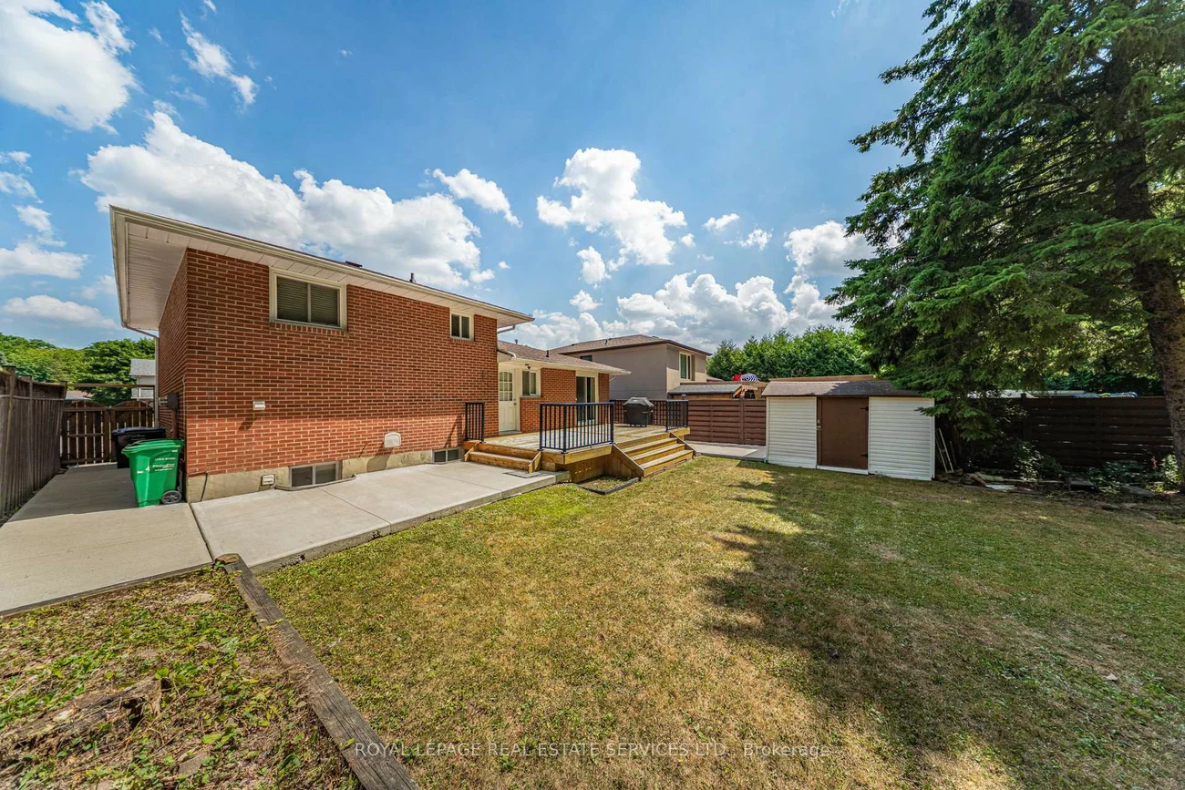 163, Connaught, Bolton West, Caledon