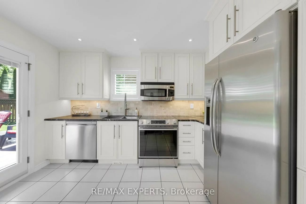 44, Sunkist Valley, Bolton East, Caledon