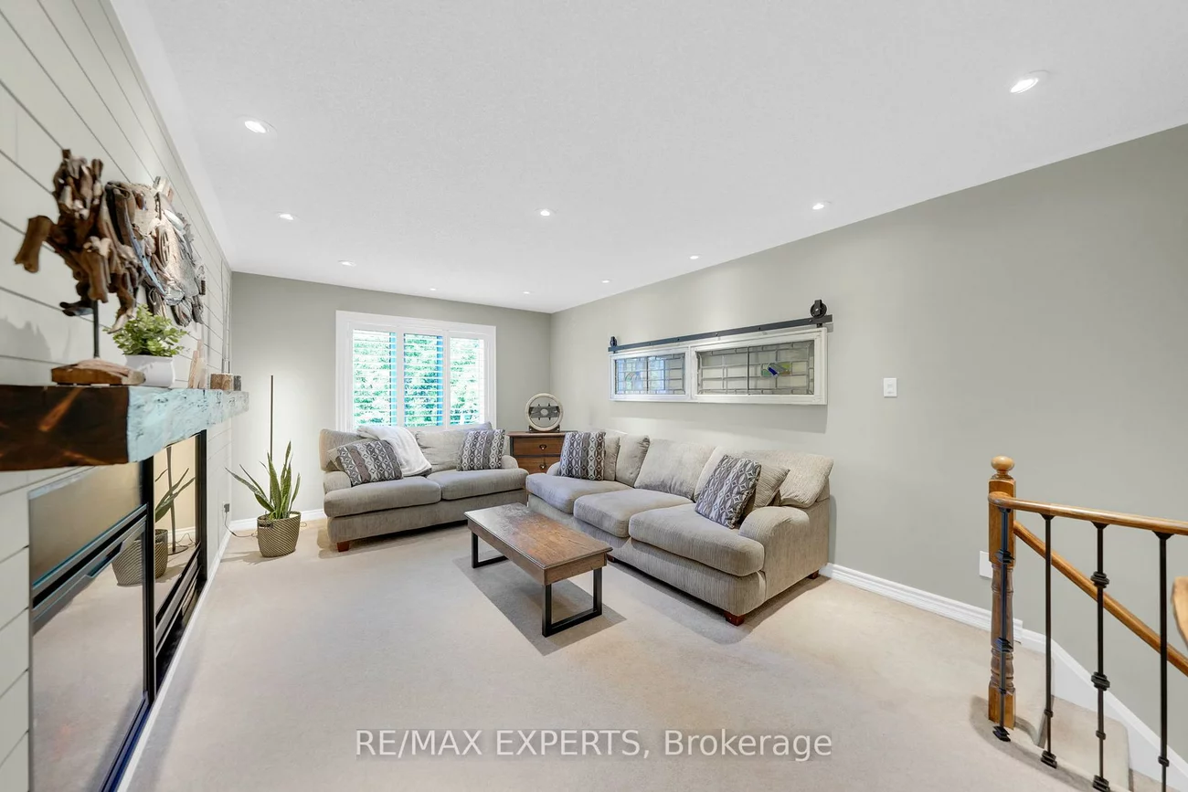 44, Sunkist Valley, Bolton East, Caledon