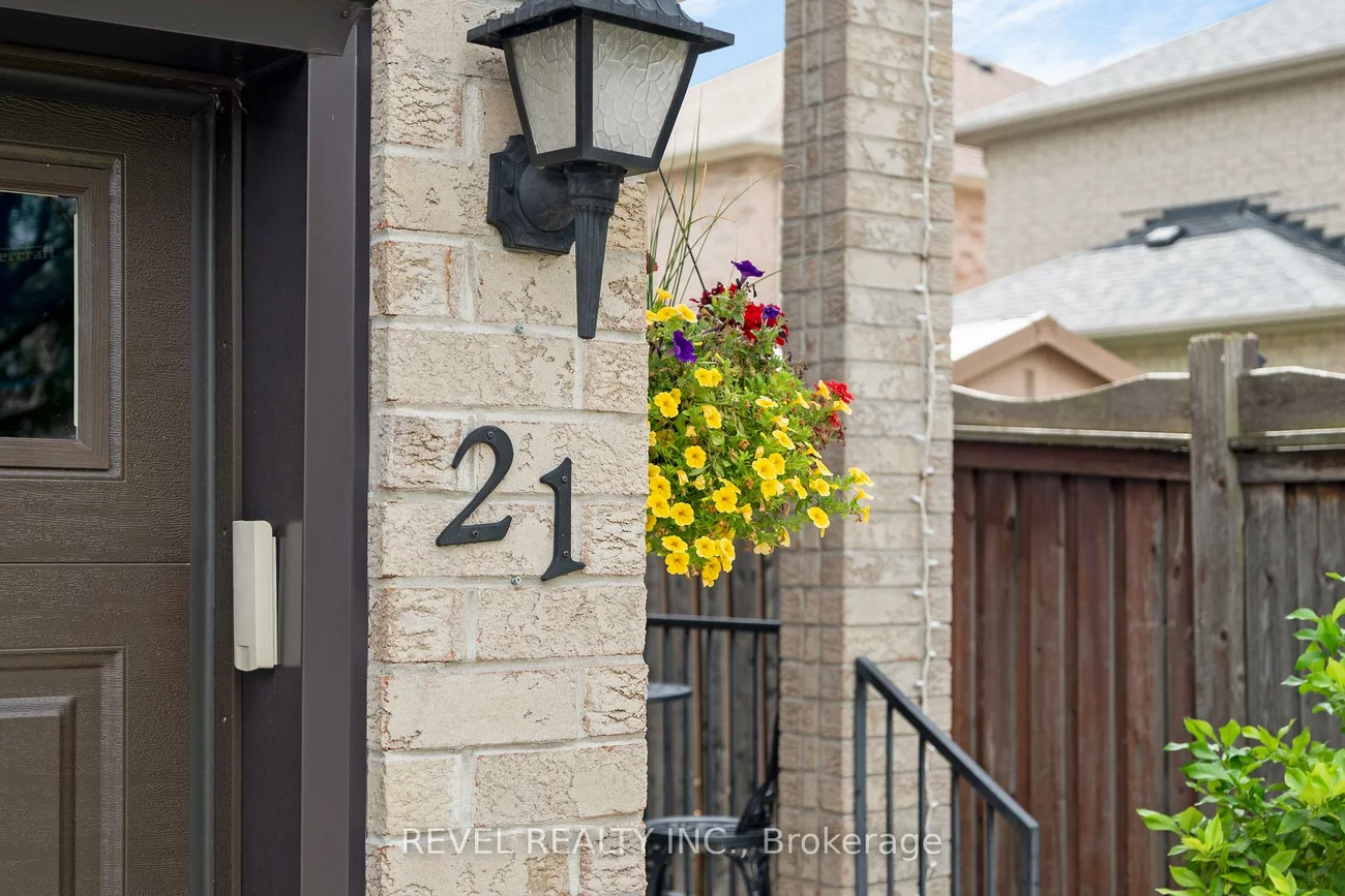 21, Ewart, Bolton North, Caledon