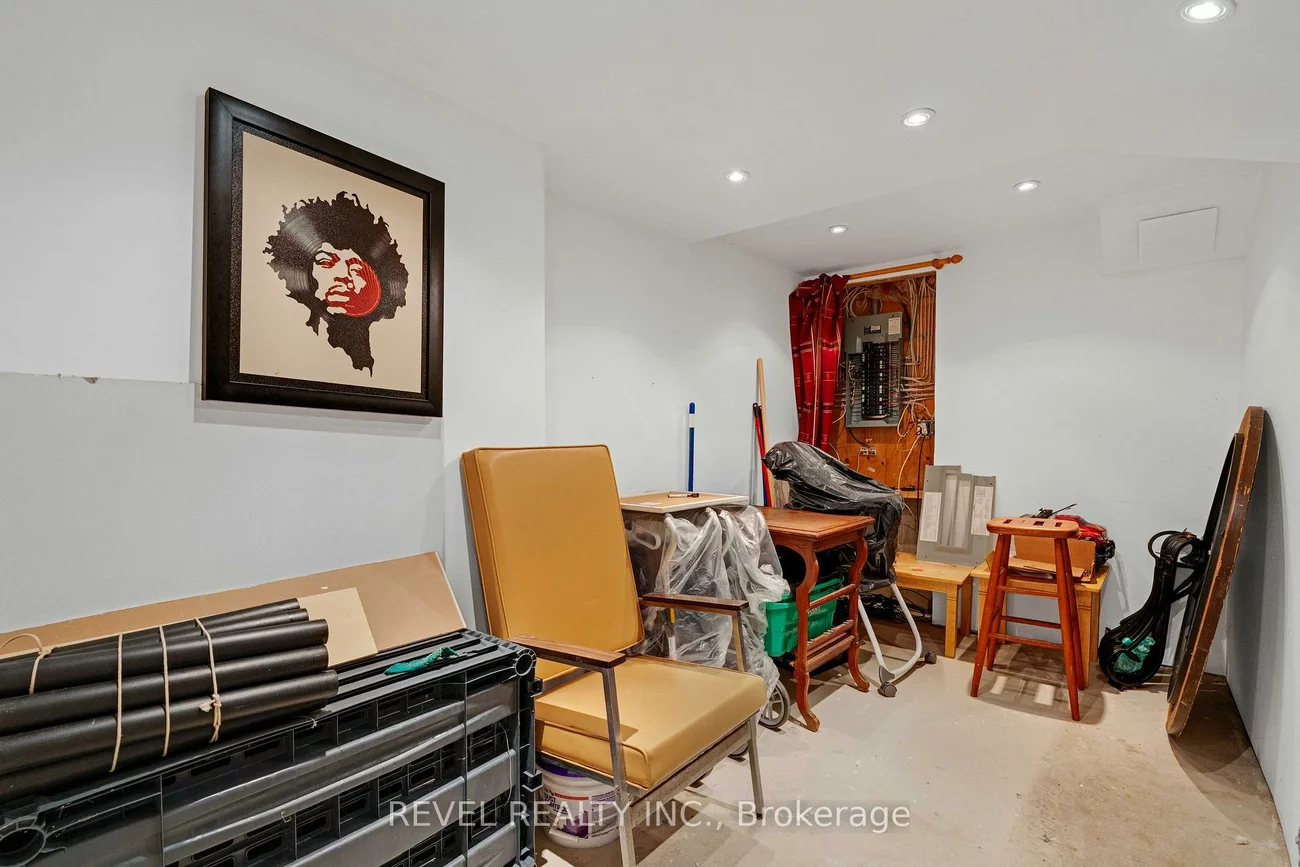 21, Ewart, Bolton North, Caledon