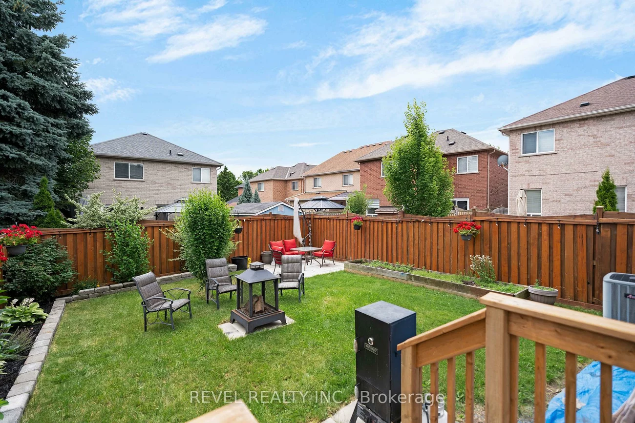 21, Ewart, Bolton North, Caledon