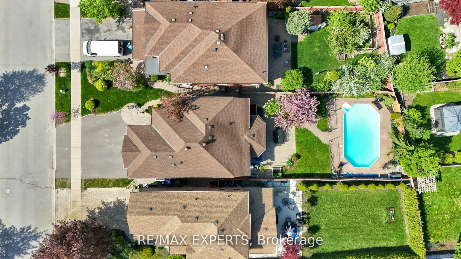 36, Country Stroll, Bolton West, Caledon