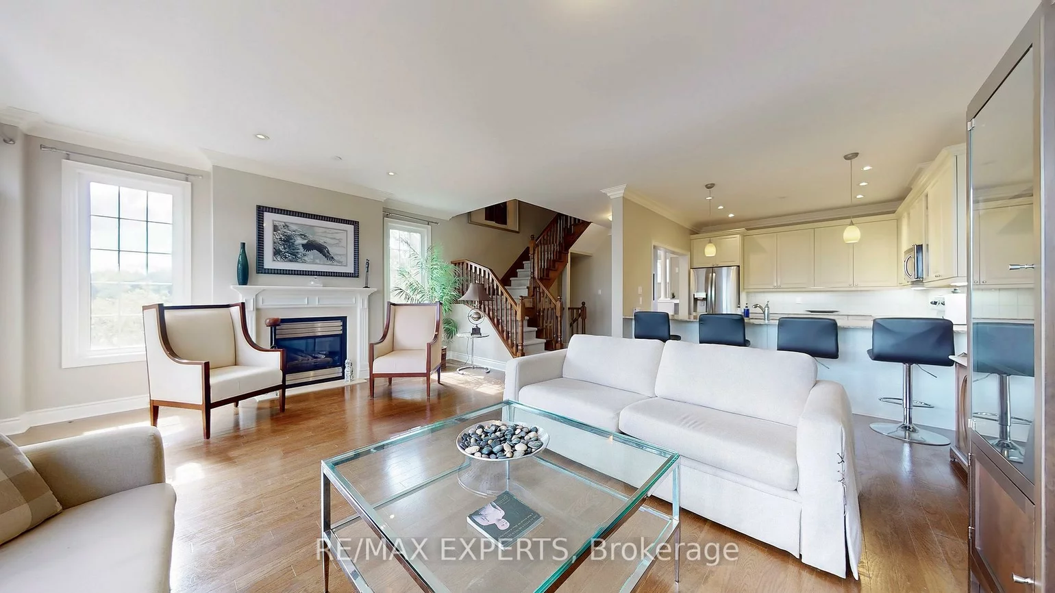 110, Rolling Hills, Bolton West, Caledon