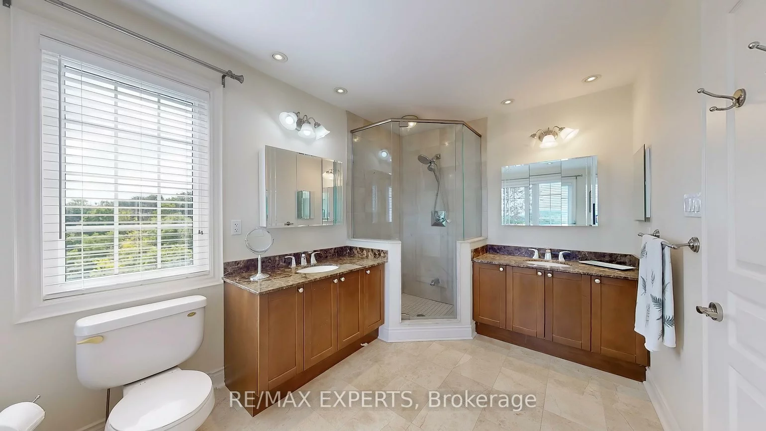 110, Rolling Hills, Bolton West, Caledon