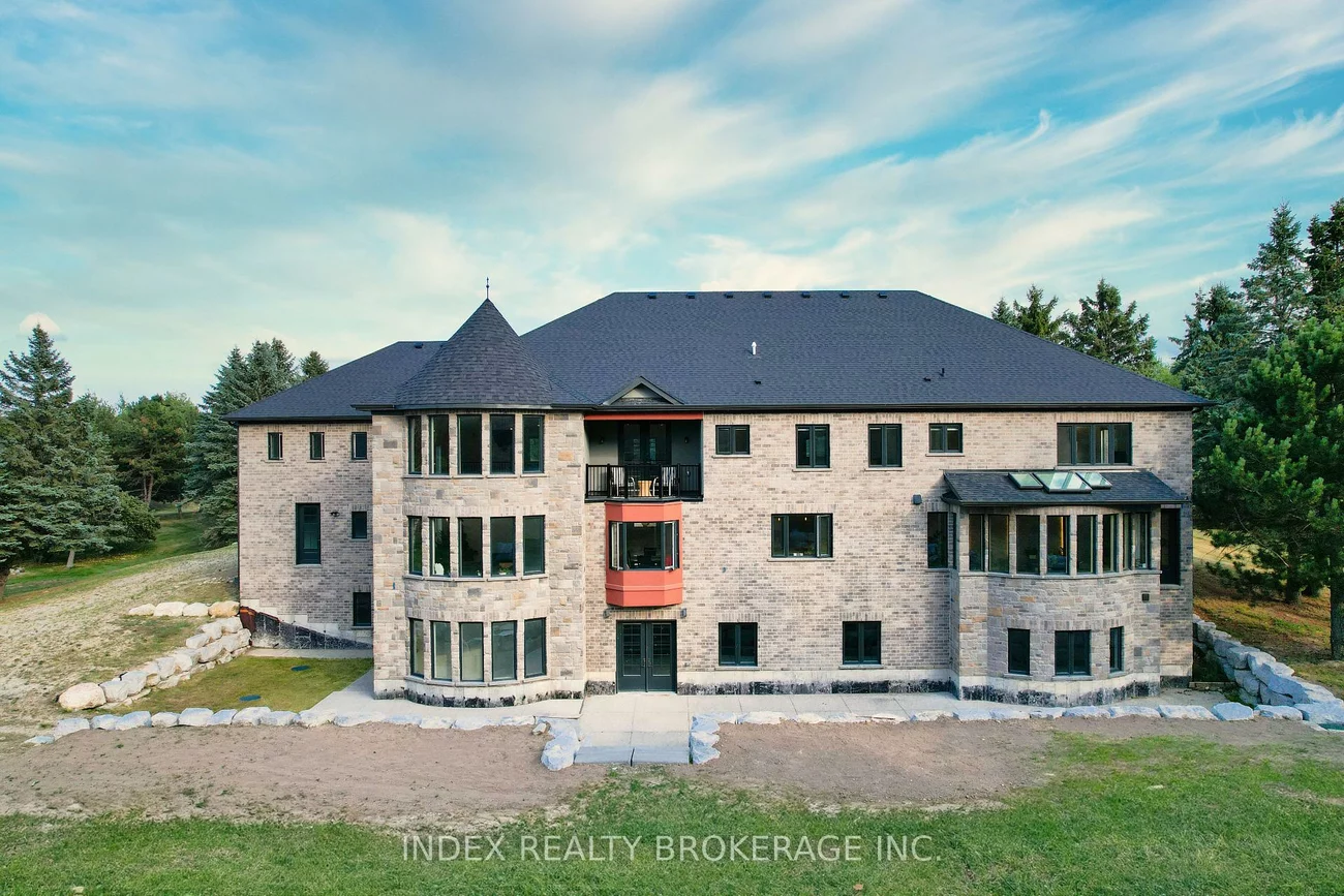 20, Glassford, Caledon Village, Caledon