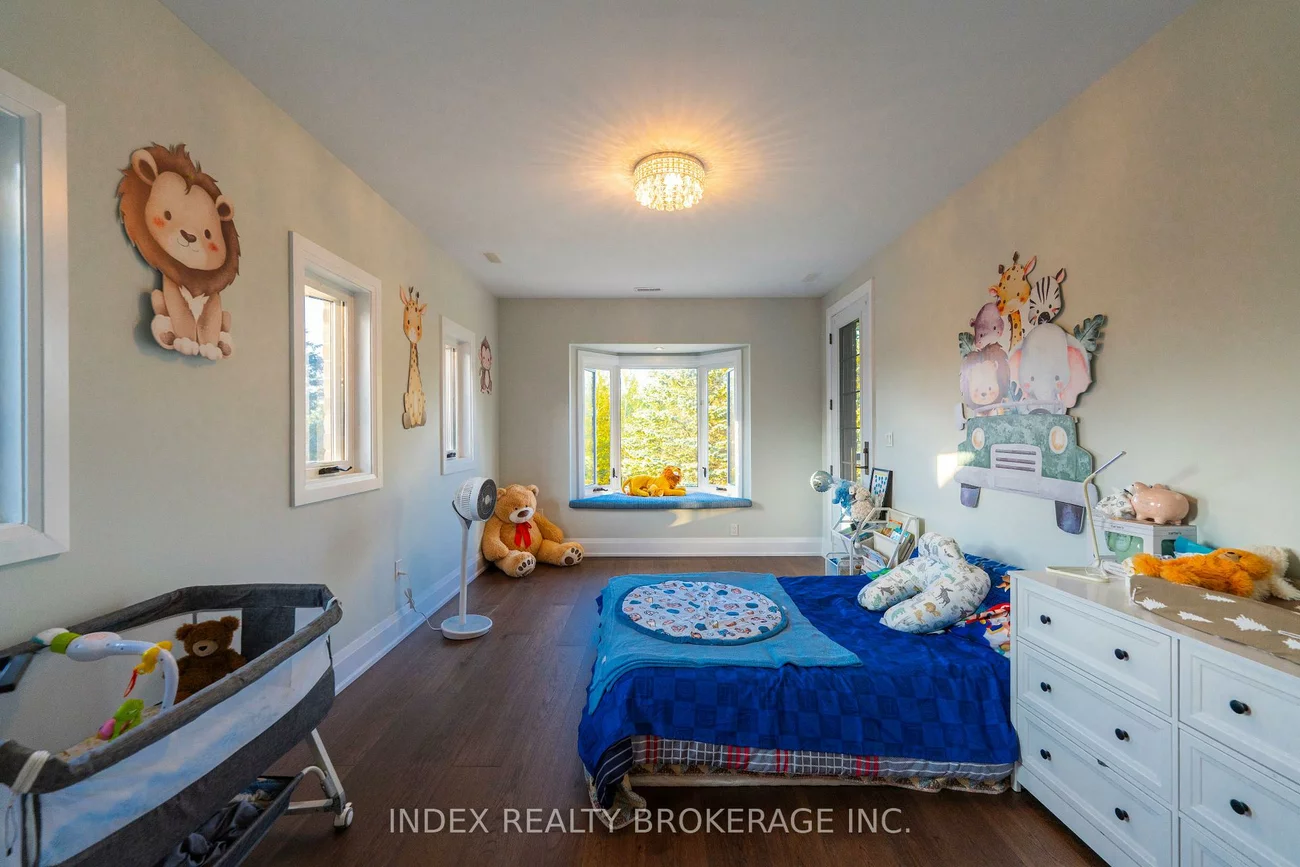 20, Glassford, Caledon Village, Caledon