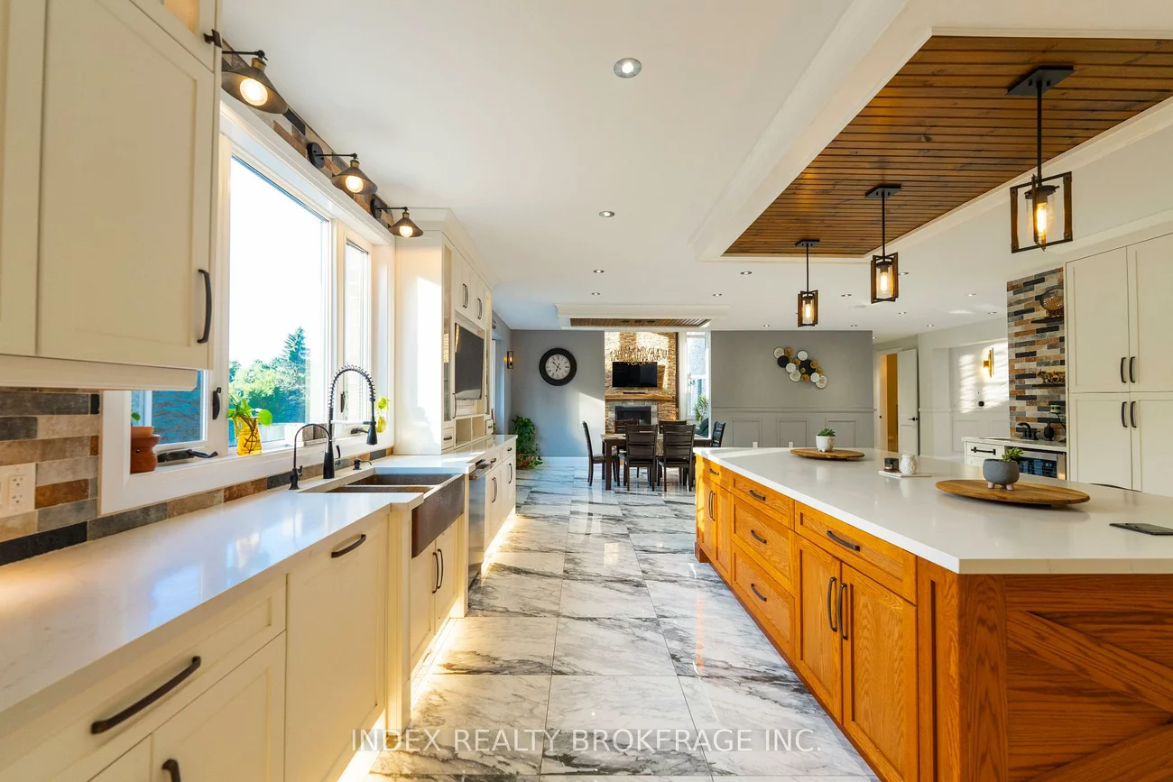 20, Glassford, Caledon Village, Caledon