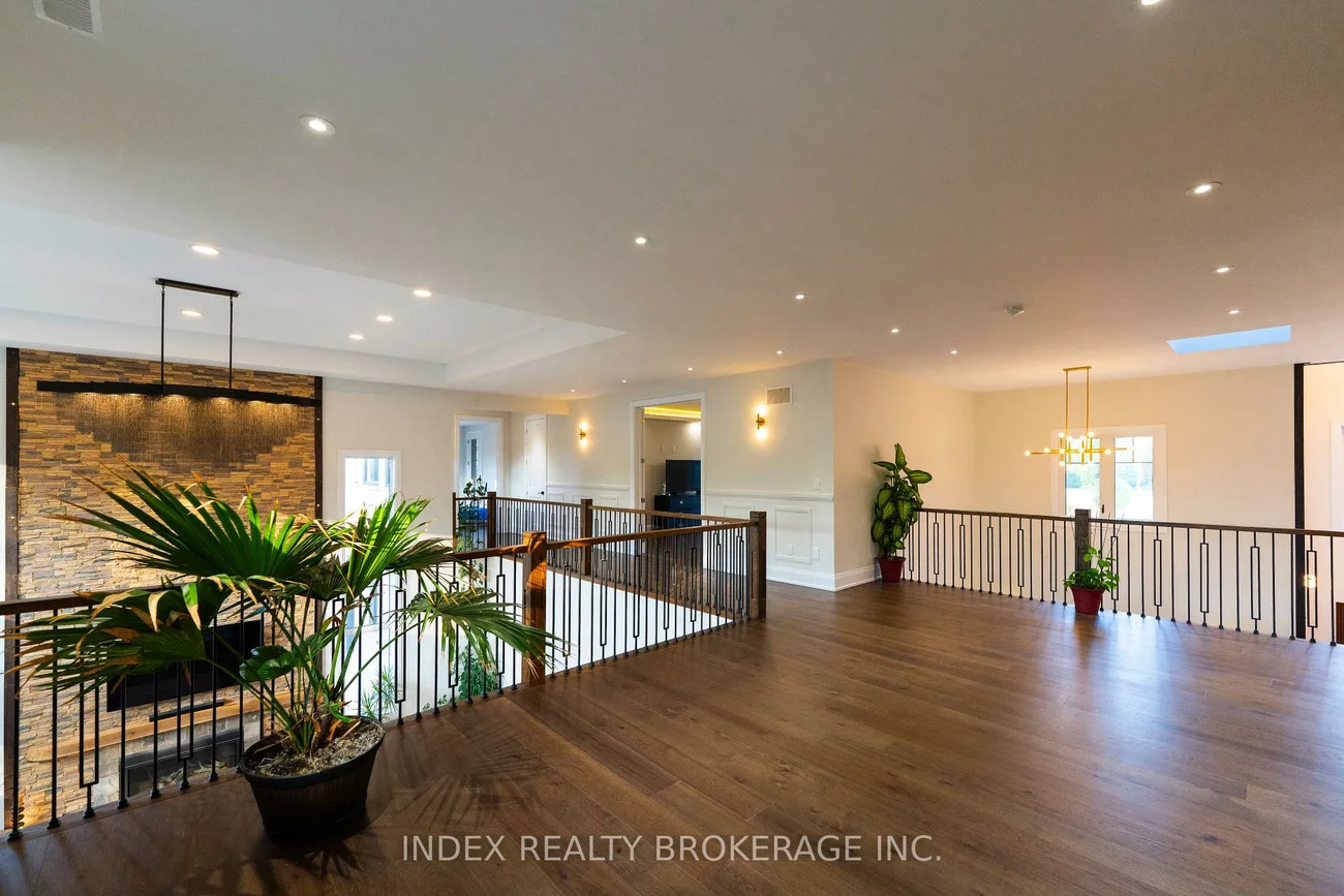 20, Glassford, Caledon Village, Caledon