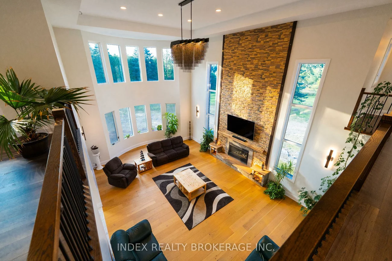 20, Glassford, Caledon Village, Caledon