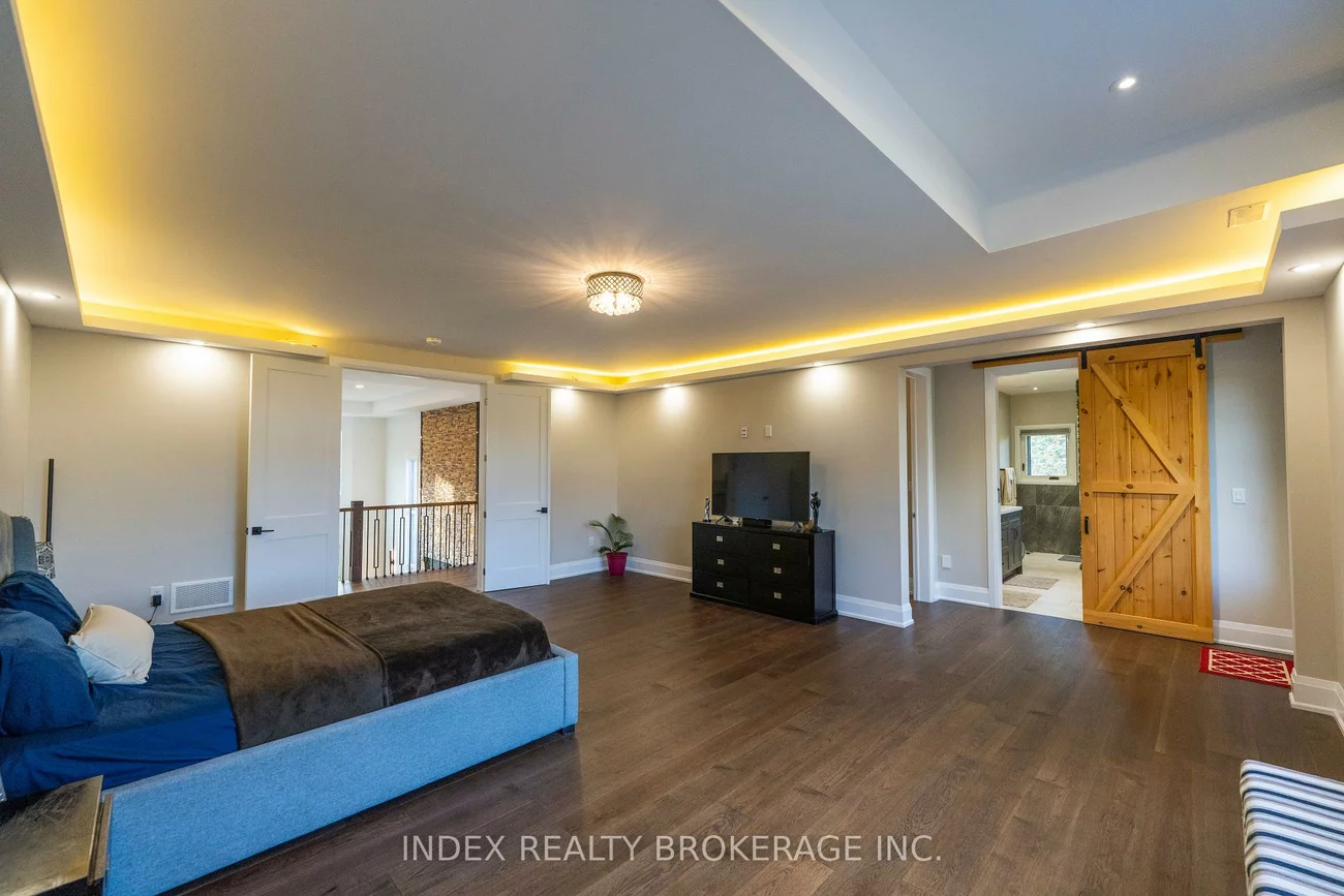 20, Glassford, Caledon Village, Caledon