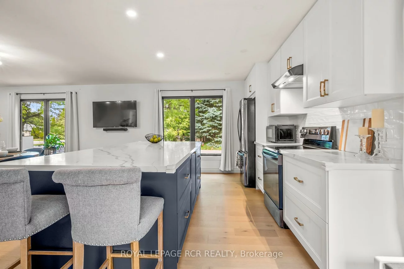 22, Arlow, Mono Mills, Caledon