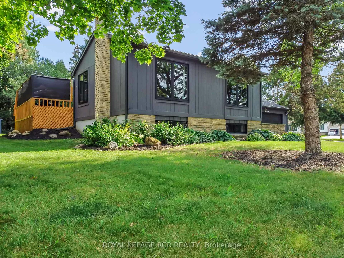 22, Arlow, Mono Mills, Caledon