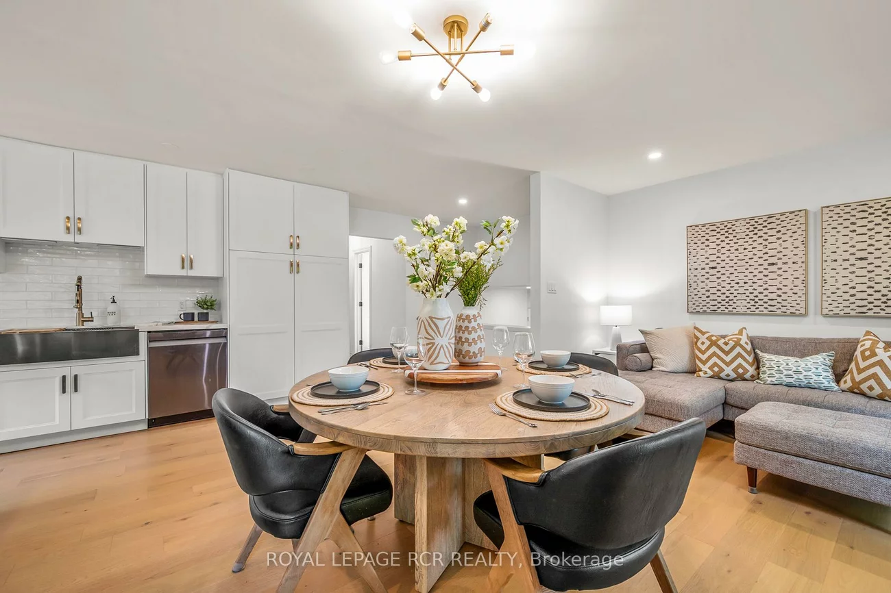 22, Arlow, Mono Mills, Caledon