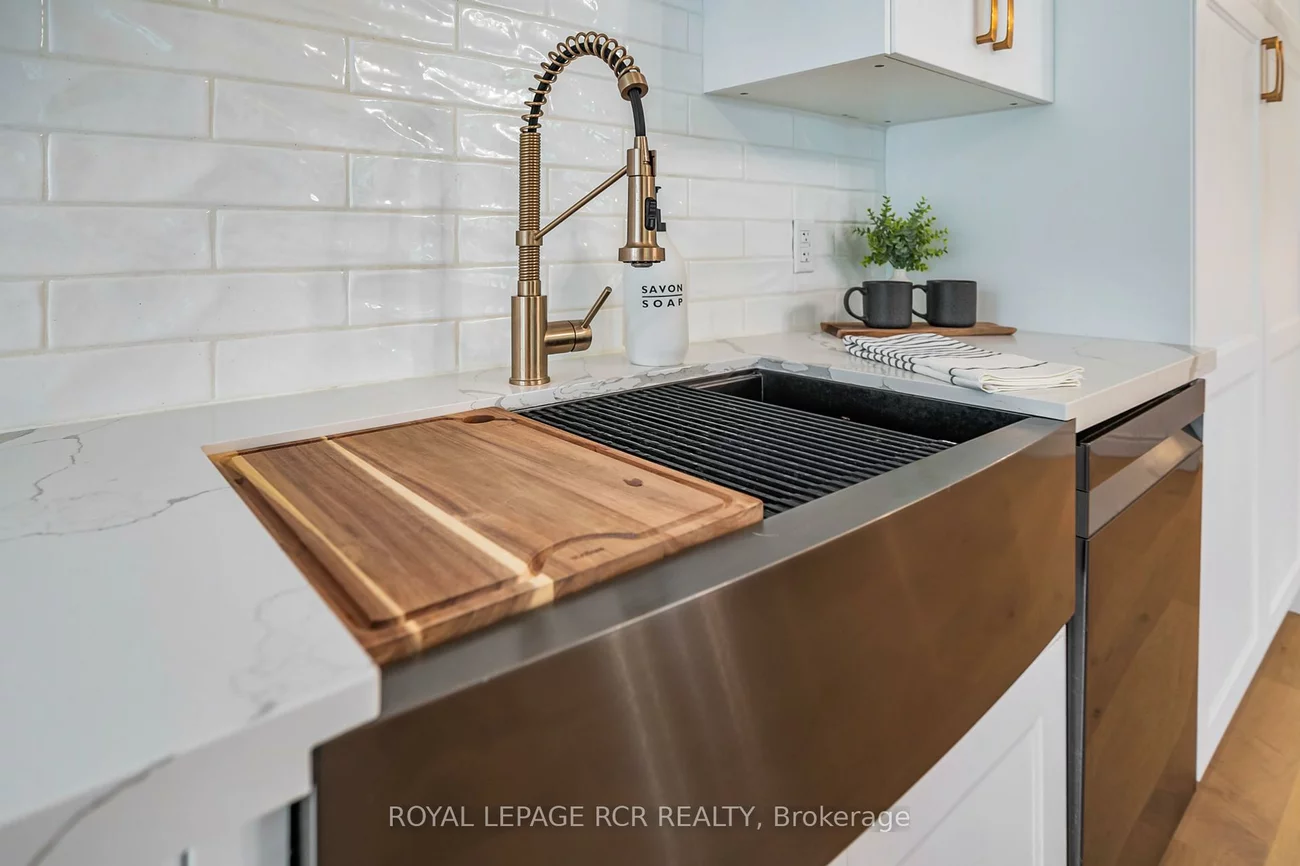 22, Arlow, Mono Mills, Caledon