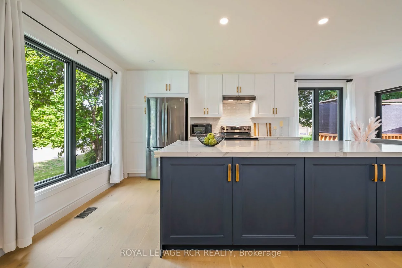 22, Arlow, Mono Mills, Caledon