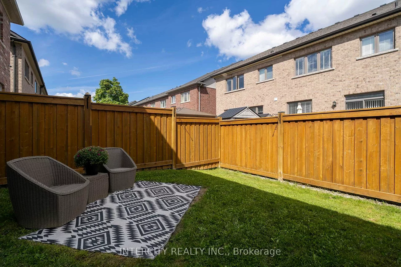 59, Morra, Bolton East, Caledon