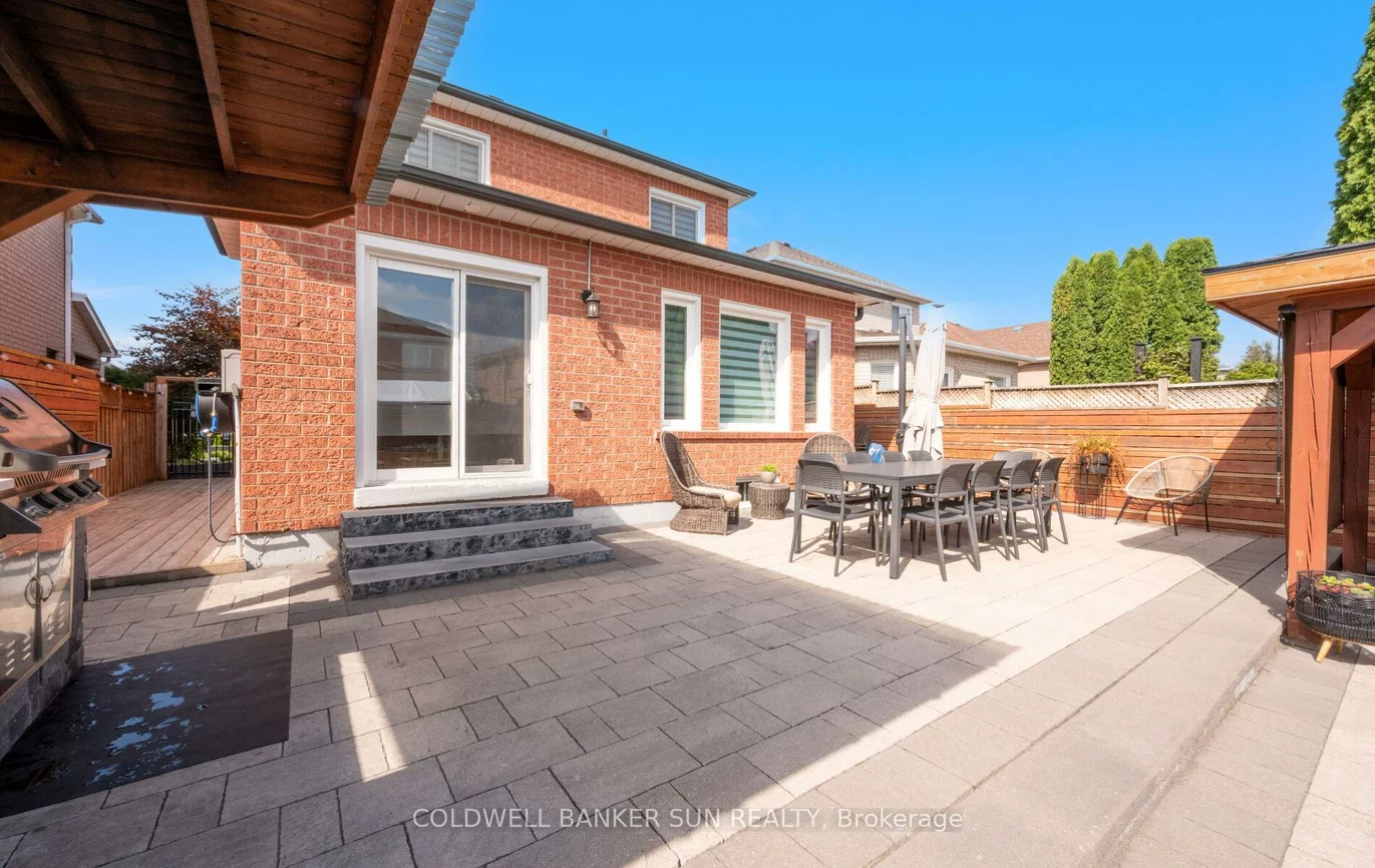 13, Rustic, Bolton East, Caledon