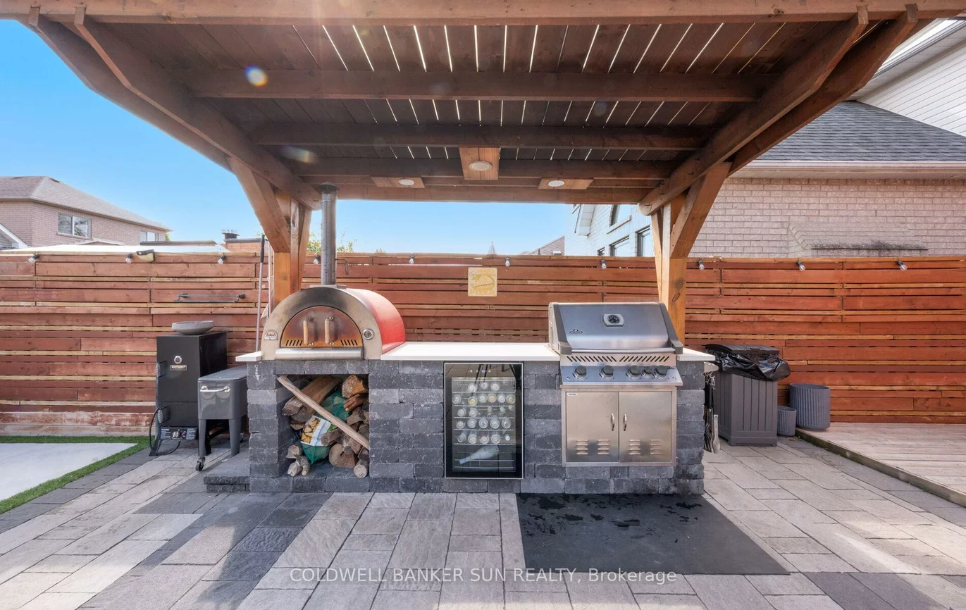 13, Rustic, Bolton East, Caledon