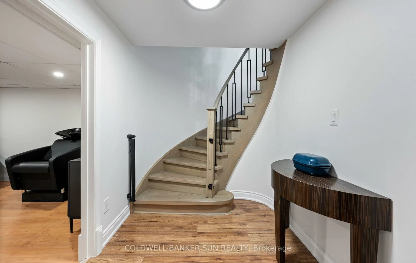 13, Rustic, Bolton East, Caledon